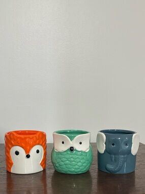 NWT- Hand Painted Ceramic Animal Planters - Fox 🦊 , Owl 🦉& Elephant 🐘